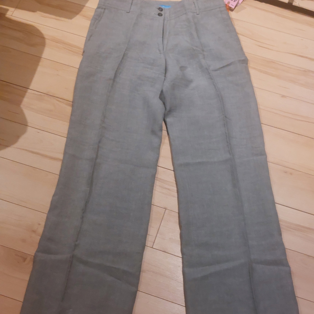 Wide-Leg Linen Pants in Light Gray